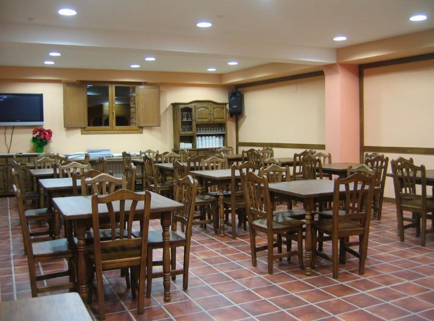 Apartamentos Turisticos Isin Ngoại thất bức ảnh